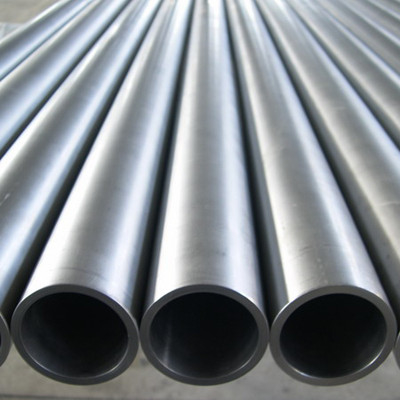 Durable Heat Resistant Stainless Steel Pipe Customized Wall Thickness for Petroleum